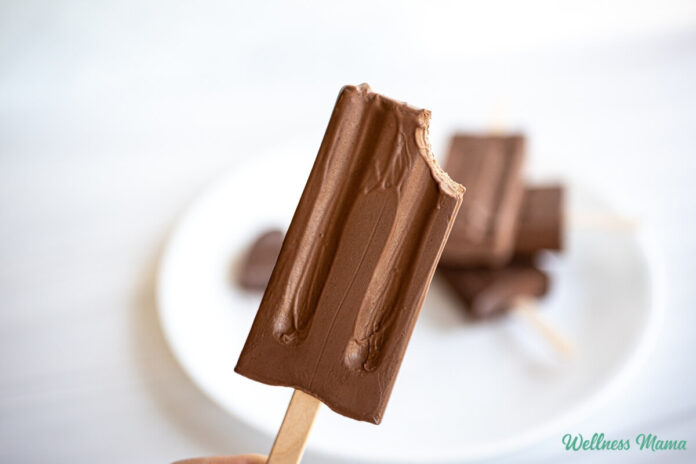 Homemade-Fudgesicles-Recipe-Clean-Ingredients.jpg